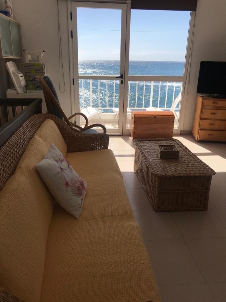 Vv Yelymar. Playa De Alojera Apartman Kültér fotó